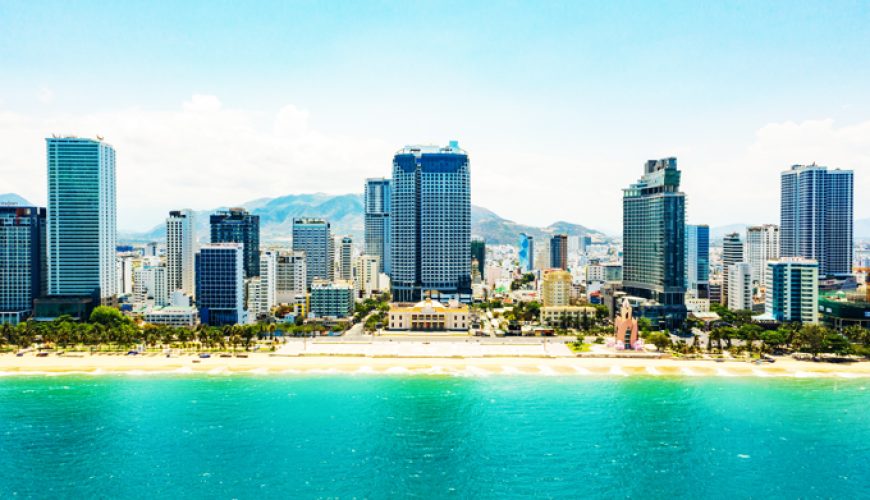 Bạn có thể tìm thấy mọi thứ về cuộc sống ở Nha Trang trên NhaTrangLives.com