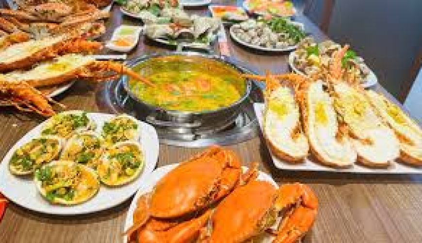 Bạn có thể tìm thấy mọi thứ về cuộc sống ở Nha Trang trên NhaTrangLives.com